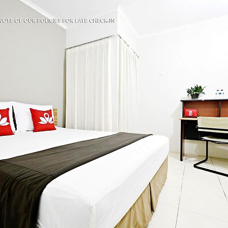 Zen Rooms Mampang Prapatan Jakarta Bagian luar foto