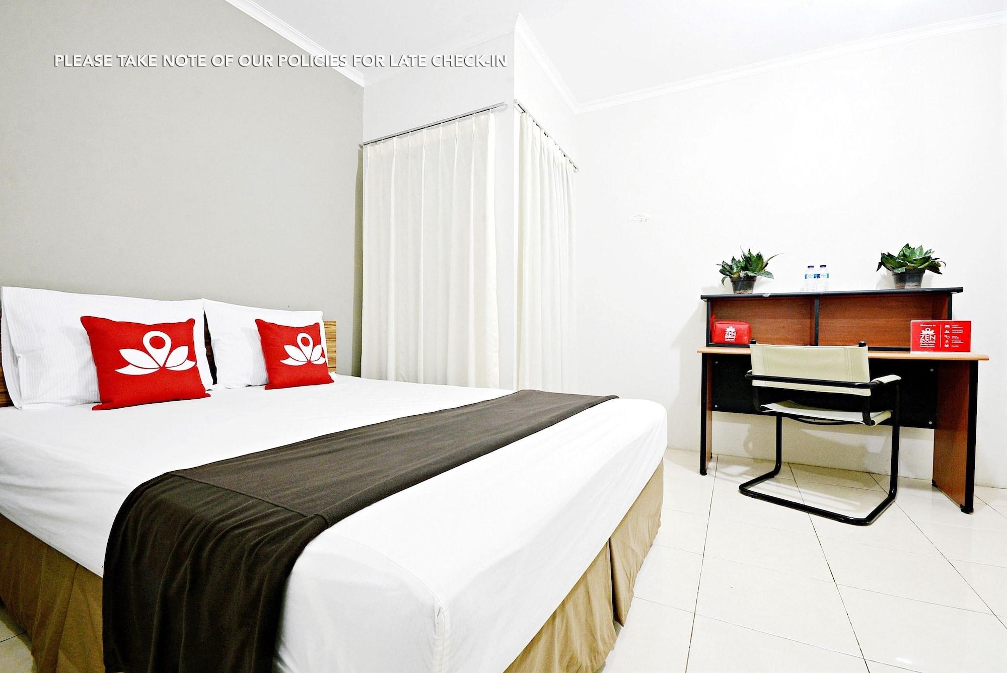 Zen Rooms Mampang Prapatan Jakarta Bagian luar foto