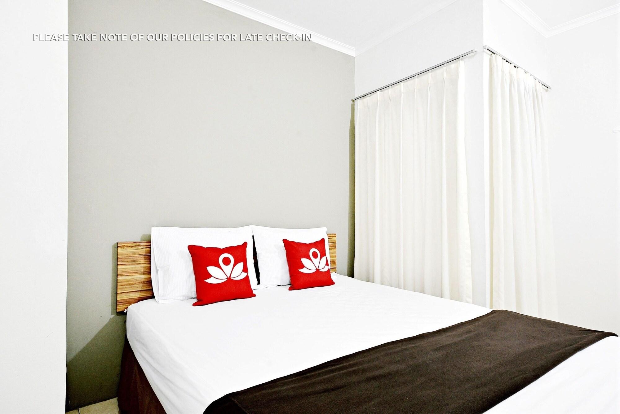 Zen Rooms Mampang Prapatan Jakarta Bagian luar foto