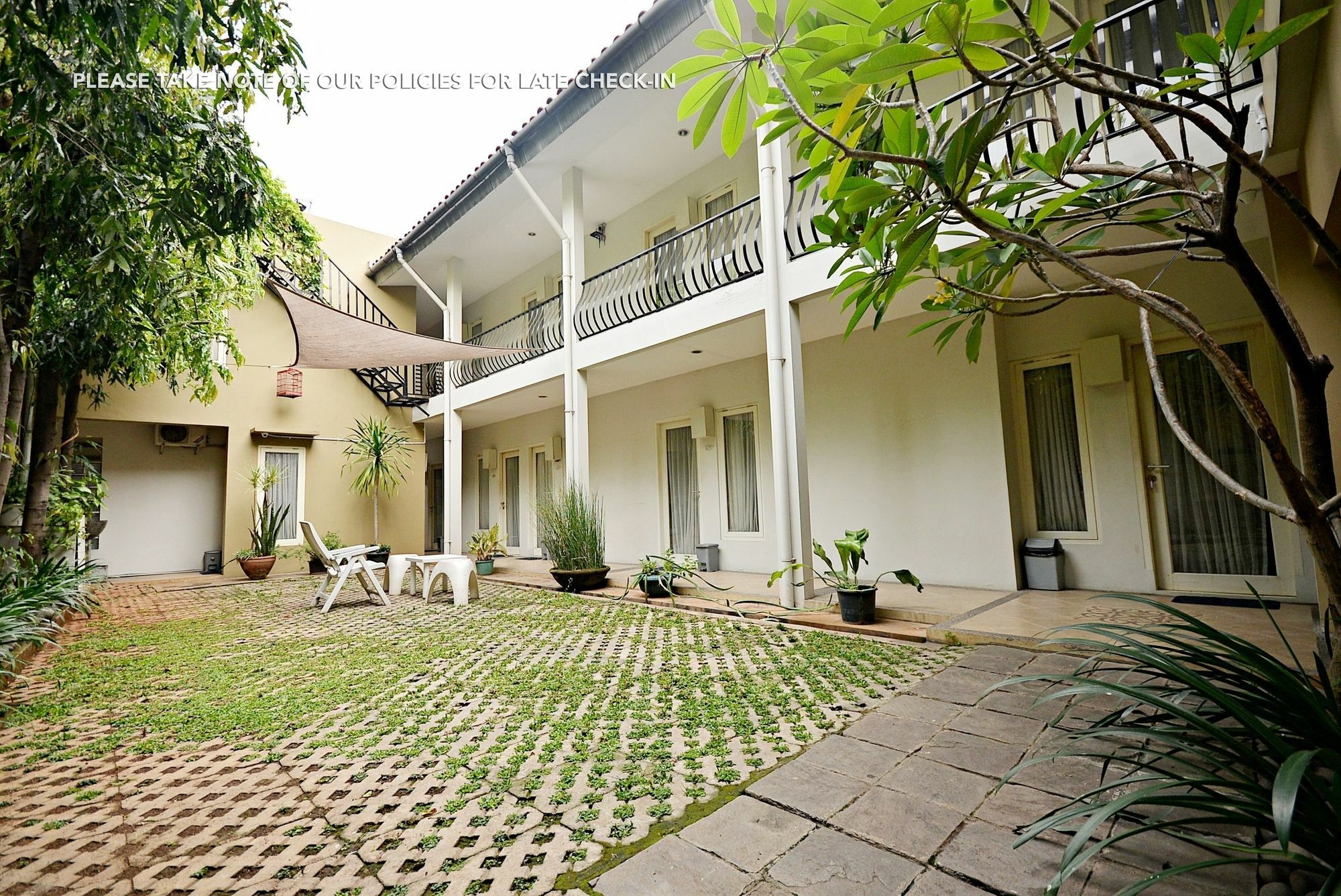 Zen Rooms Mampang Prapatan Jakarta Bagian luar foto