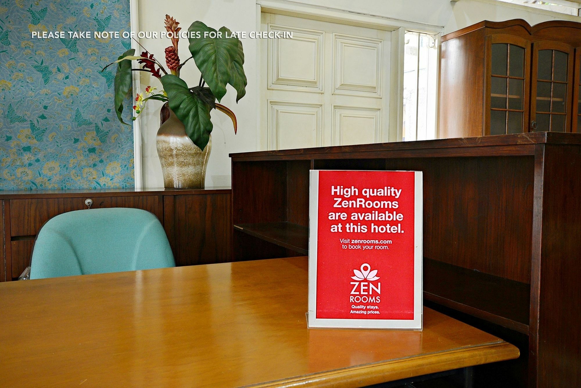 Zen Rooms Mampang Prapatan Jakarta Bagian luar foto